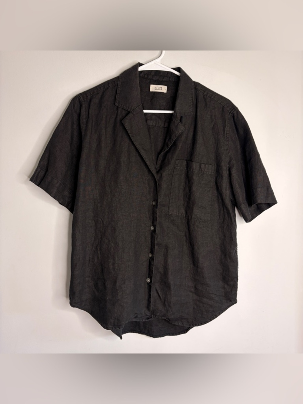 AYR Black Short-Sleeve Button-Up Shirt - Casual Linen Small